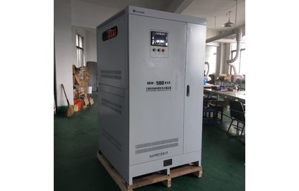 三相高精度交流穩(wěn)壓器